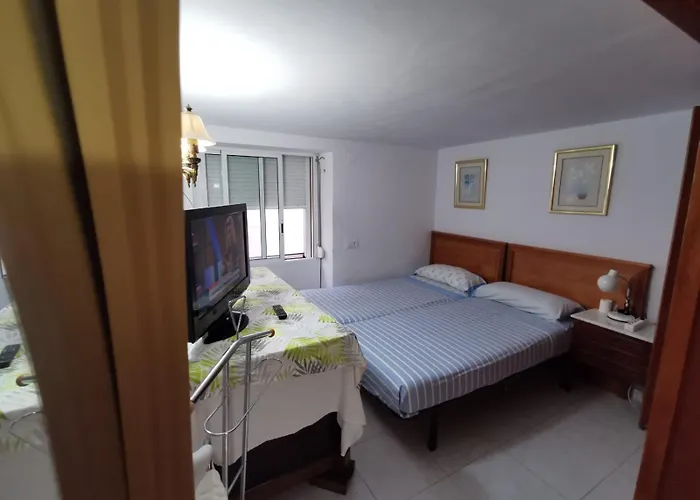 Apartment & Rooms Constanti